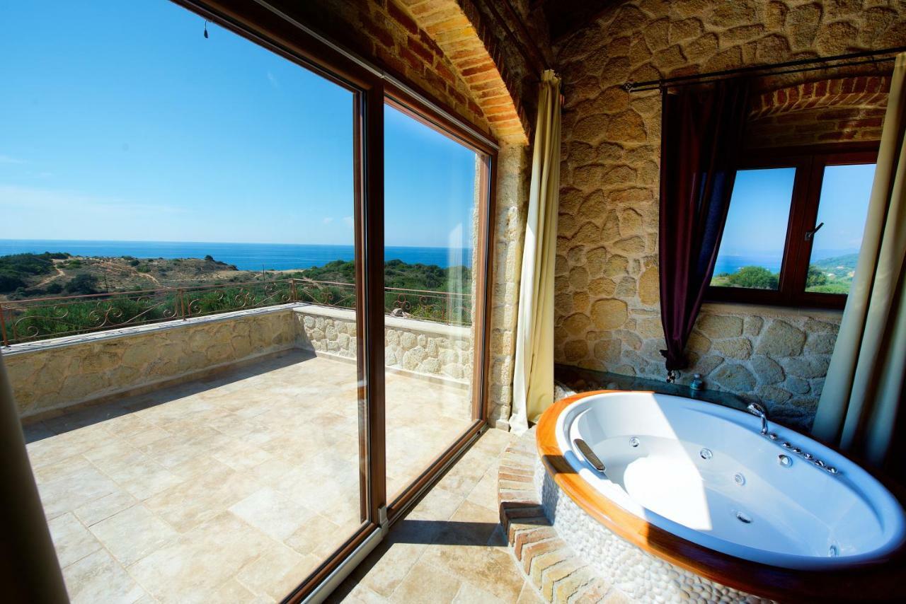 Villa Petrino Halikounas Ngoại thất bức ảnh
